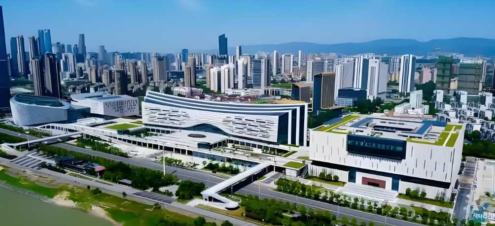 數(shù)字化、綠色化齊發(fā)展：江西建工構(gòu)建智慧工地新篇章